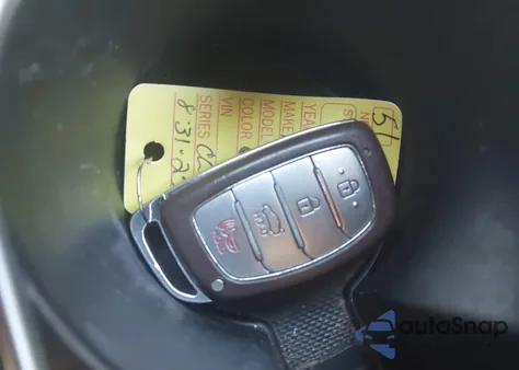 2018 Hyundai Elantra Value Edition из США, поврежденный, VIN 5NPD84LF6JH379933